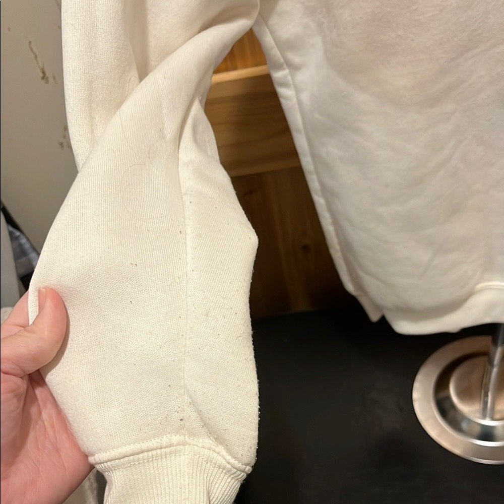 Sunrise Embroidered White Sweatshirt - Picture 3 of 11